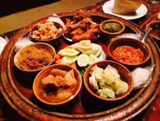 Sip Song Pan Na Khantok